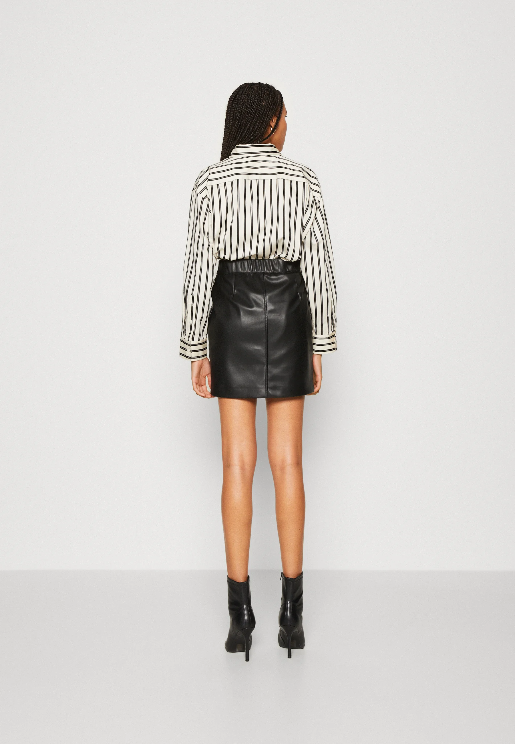 b.young FALDA - Minifalda