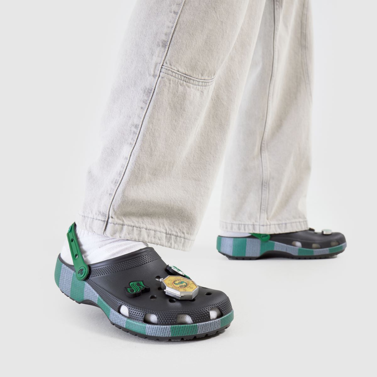 Crocs Slytherin Classic klumpa szandál multiszínű