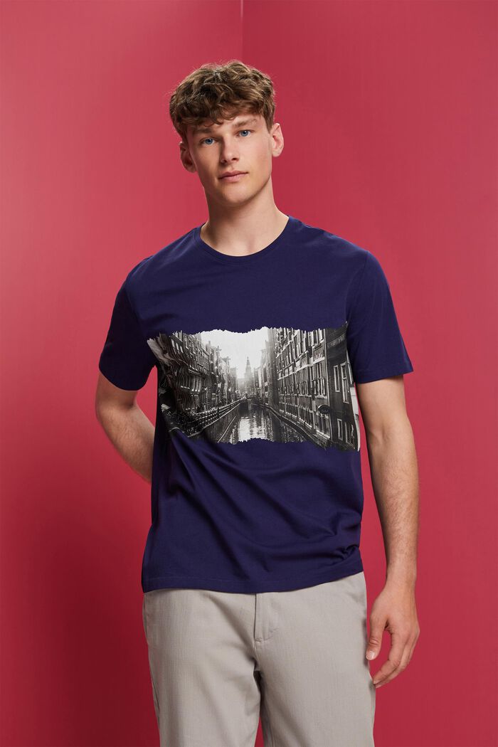 Rundhals-T-Shirt mit Print, 100 % Baumwolle