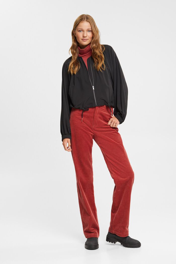 Leichte Jacke im Bomber-Style