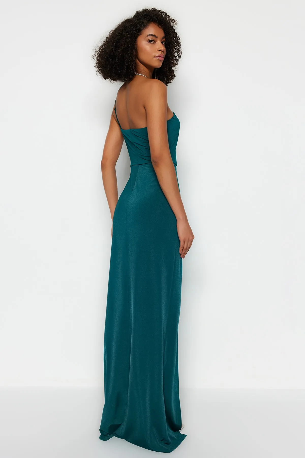 Trendyol Collection  Smaragdgrünes langes Abendkleid mit Strickaccessoires TPRSS23AE00075