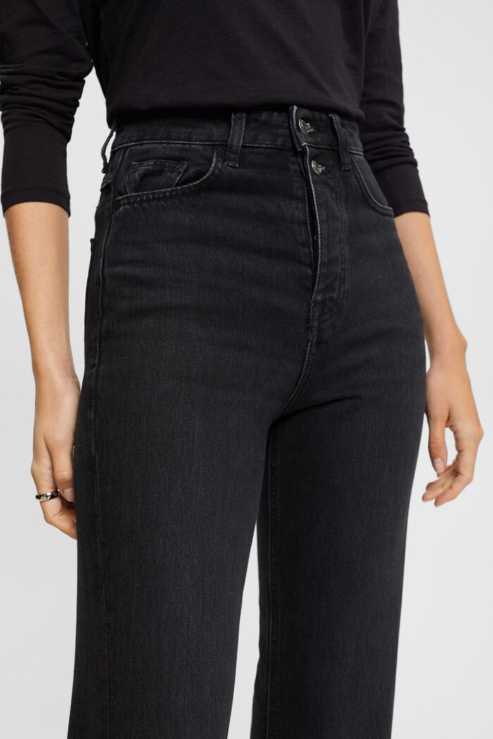 Ausgestellte Retro-Jeans