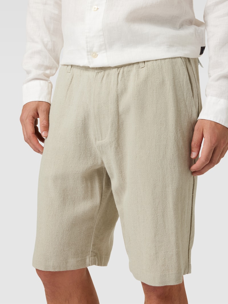 Bermudas mit Gesäßtasche in sand