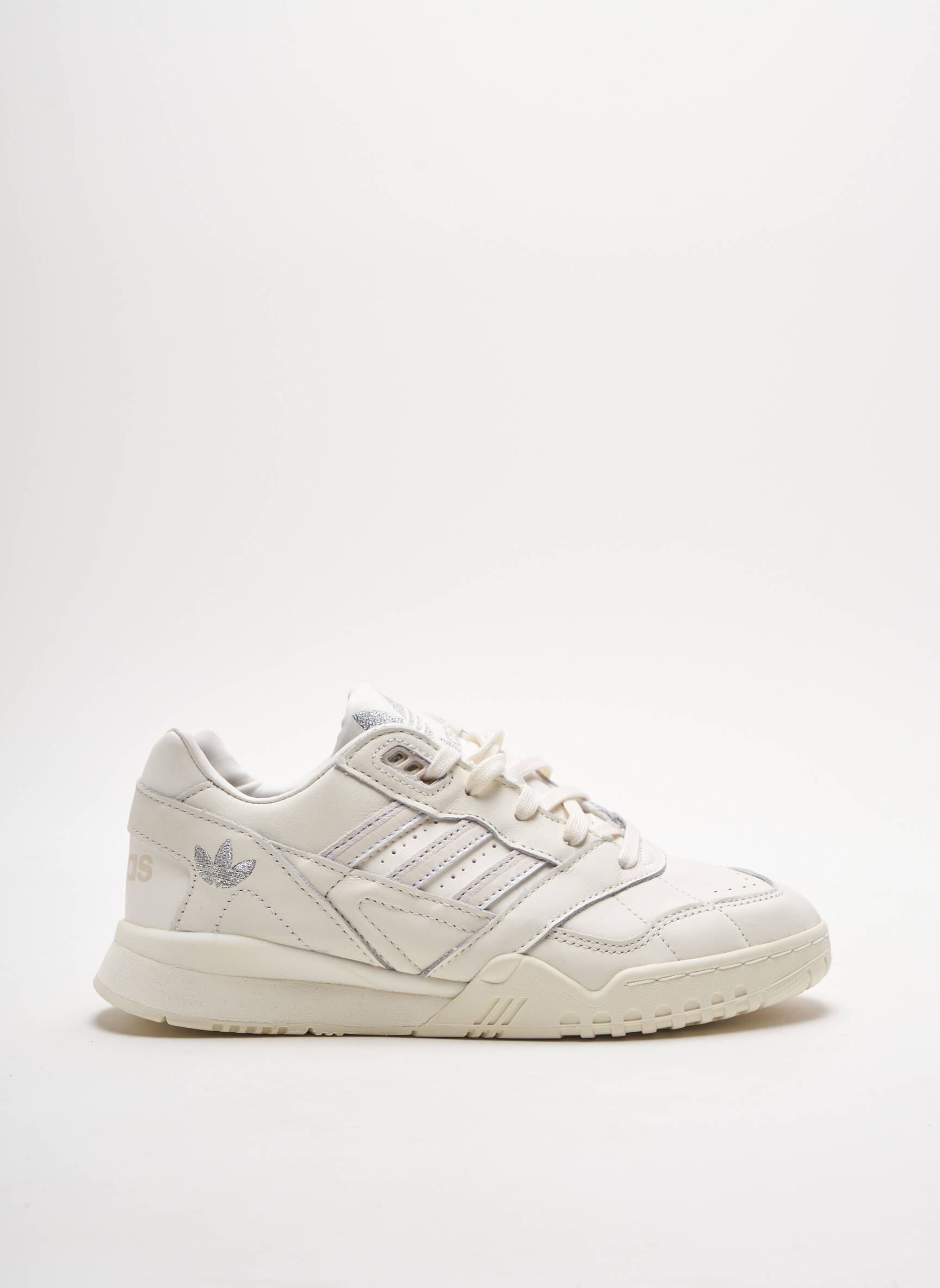 Adidas Baskets Femme couleur blanc