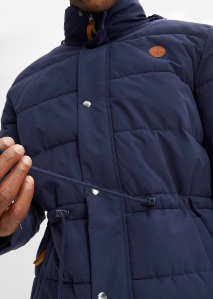 Steppjacke mit abnehmbarer Kapuze und Tunnelzug aus recyceltem Polyester