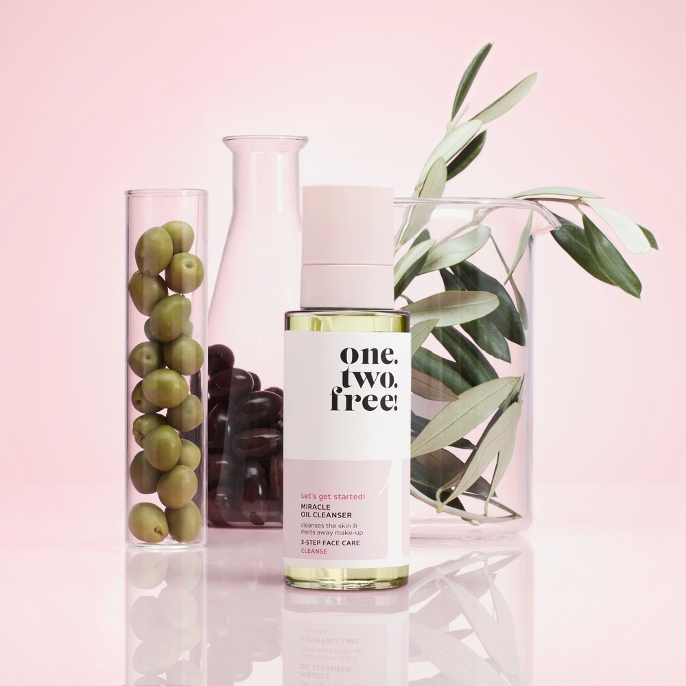one.two.free! Miracle Oil Cleanser Huile démaquillante
