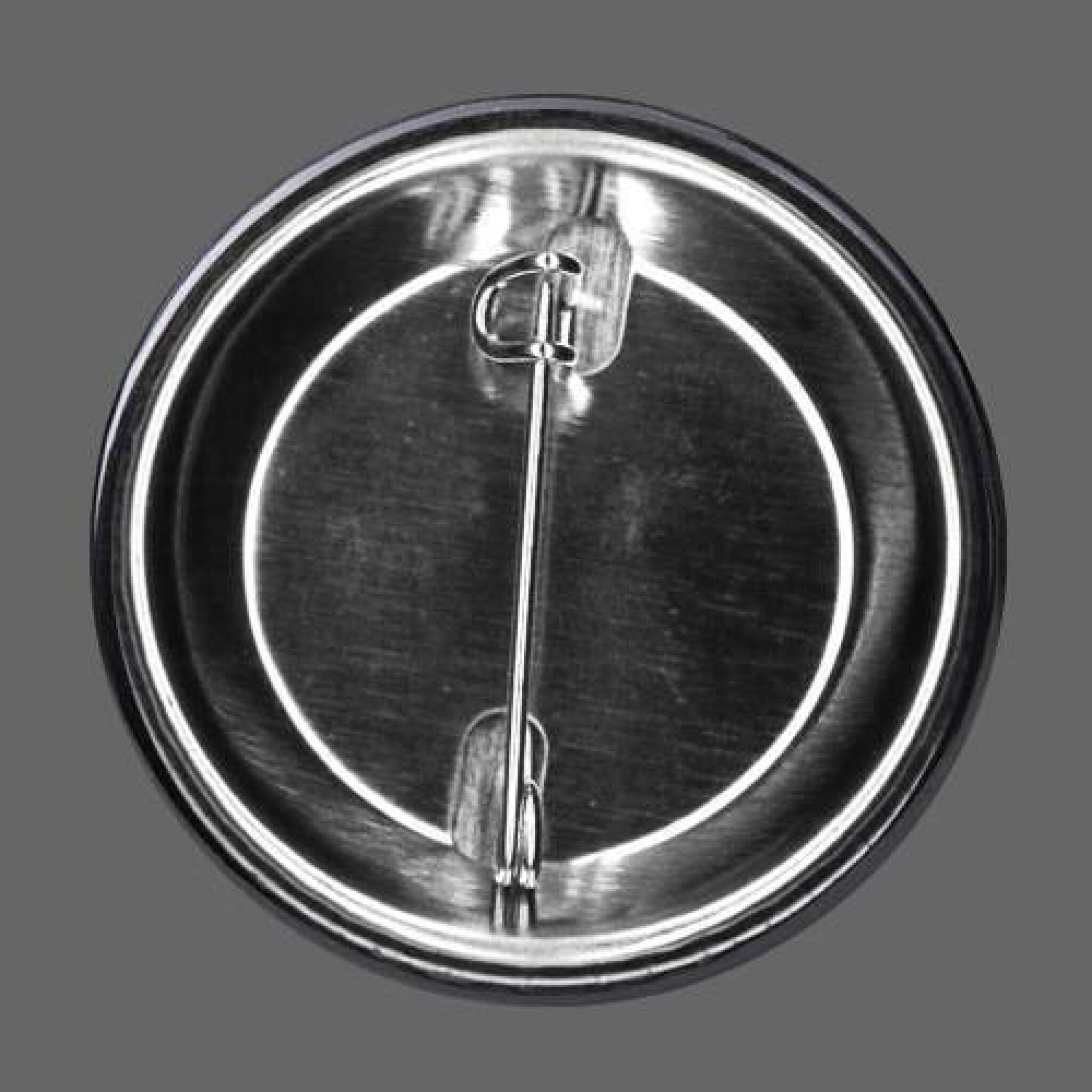 Button ”EST. 1994”