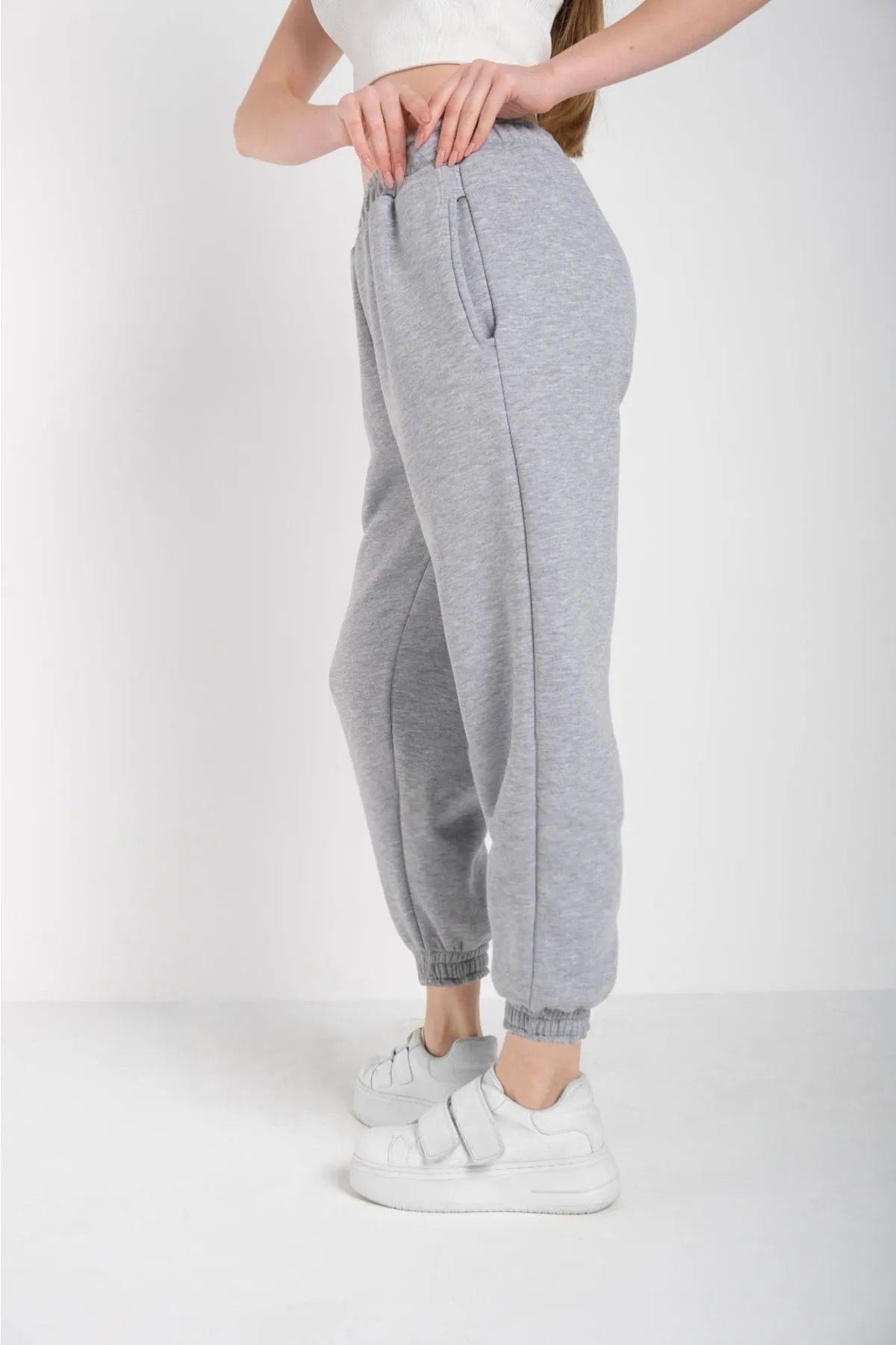 MODAGEN  Graue, einfarbige, elastische Oversize-Jogginghose für Damen