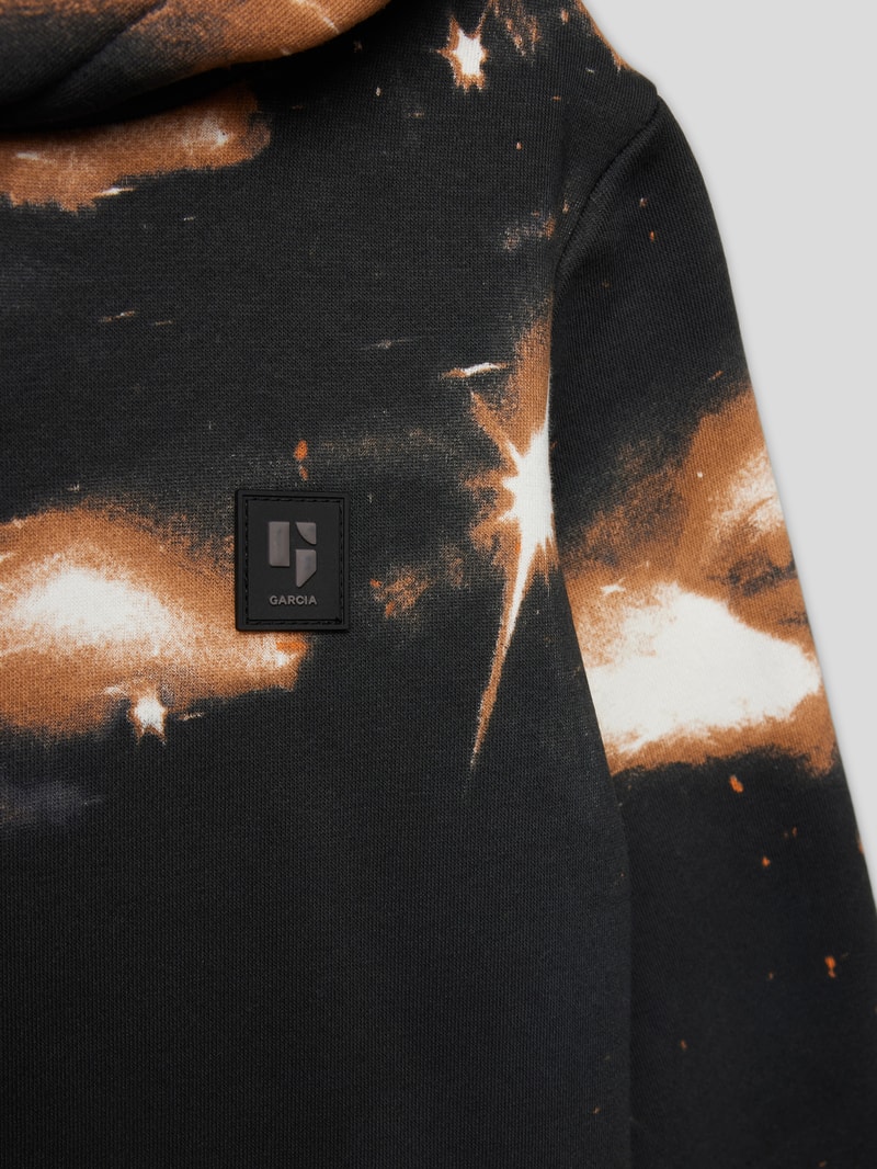 Hoodie mit Allover-Print Modell 'GALAXY' in schwarz