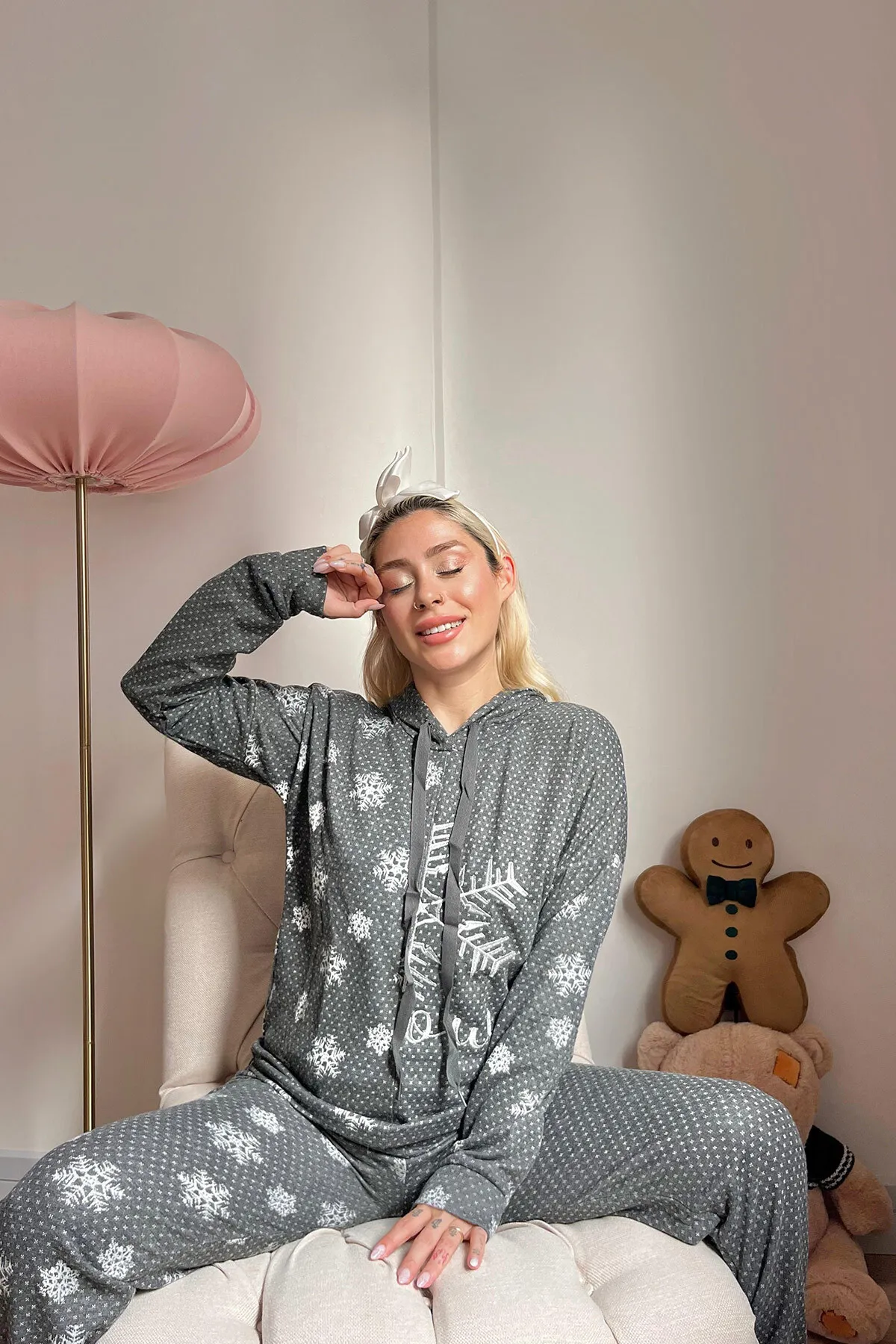 Pijamaevi  Weich gestricktes Pyjama-Set mit Melange-Halbmaserungsmuster