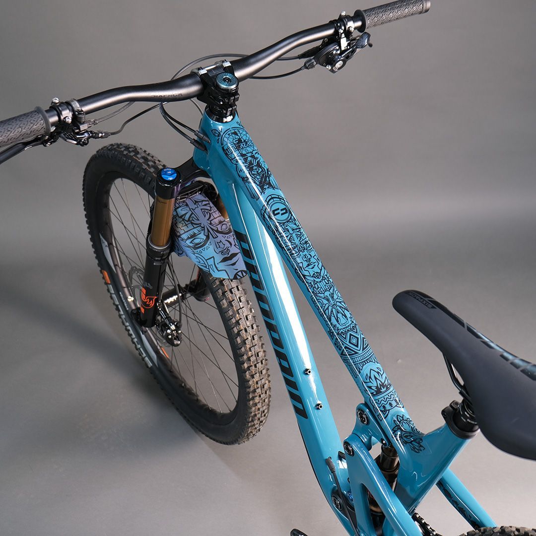 Unleazhed Unscratch Frame Rahmenschutzfolie - Tatanka Black Glossy kaufen | Bike-Discount