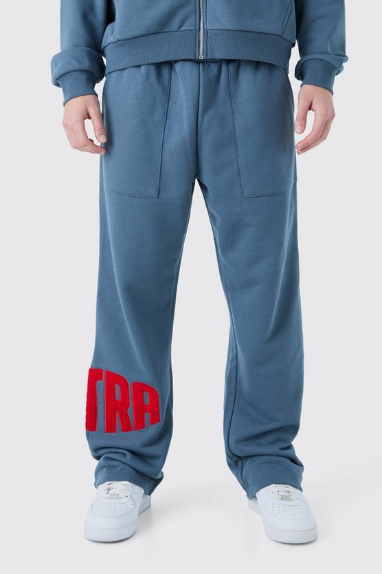 Jogginghose mit geradem Bein und Borg-Applikation