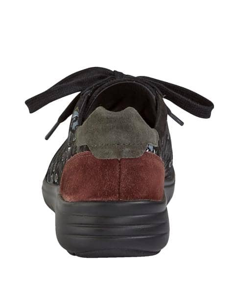 Schnürschuh mit Luftpolsterlaufsohle
