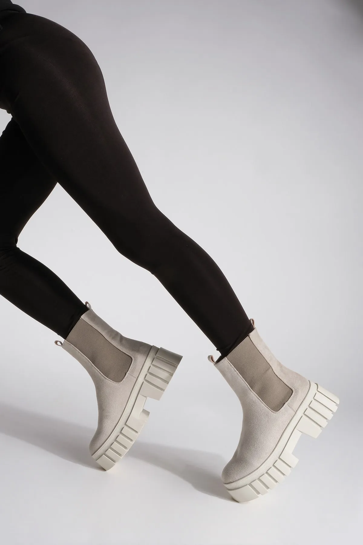 Marjin  Damen-Tagesstiefel aus echtem Leder mit elastischem Seitenband, dicker Sohle, Martes-Beige-Wildleder