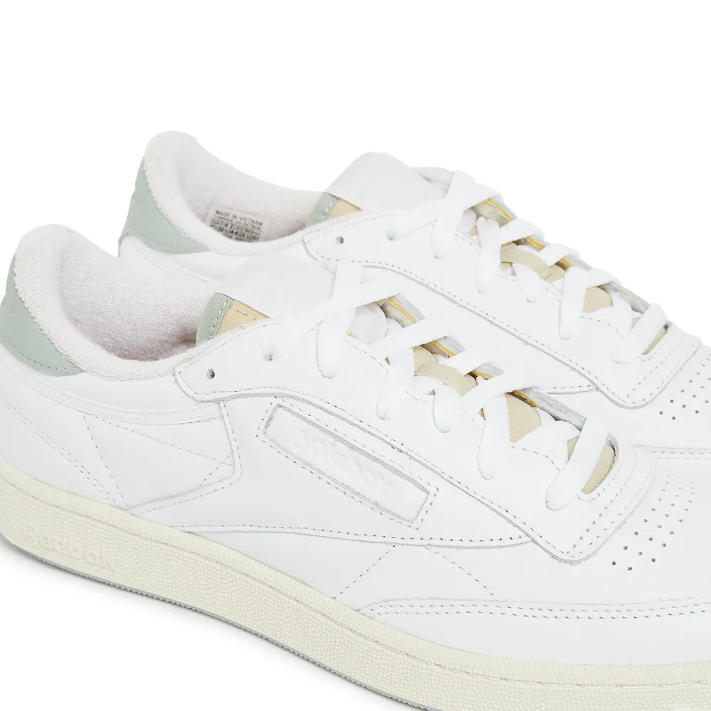 Reebok x solebox Wmns Club C 85 Vintage 100073104 / weiss