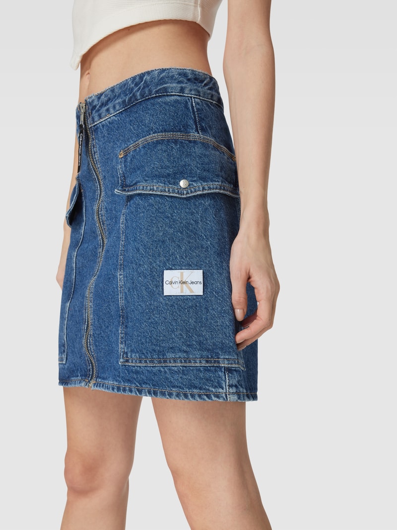 Jeansrock mit Label-Patch in jeans