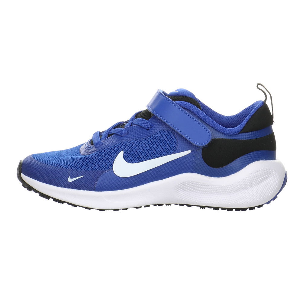 Nike Revolution 7 Sneaker