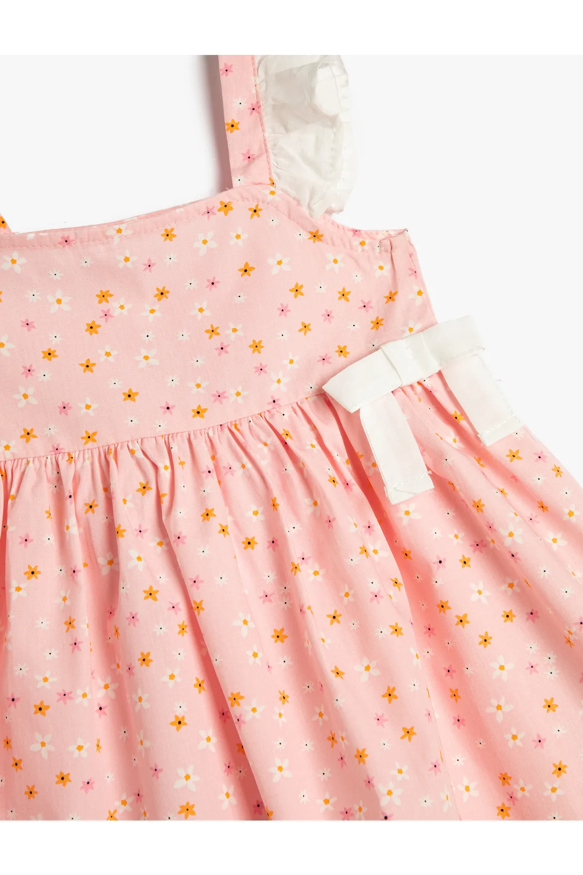 Koton  Kleid mit floralen Trägern, Rüschen und Schleifendetail