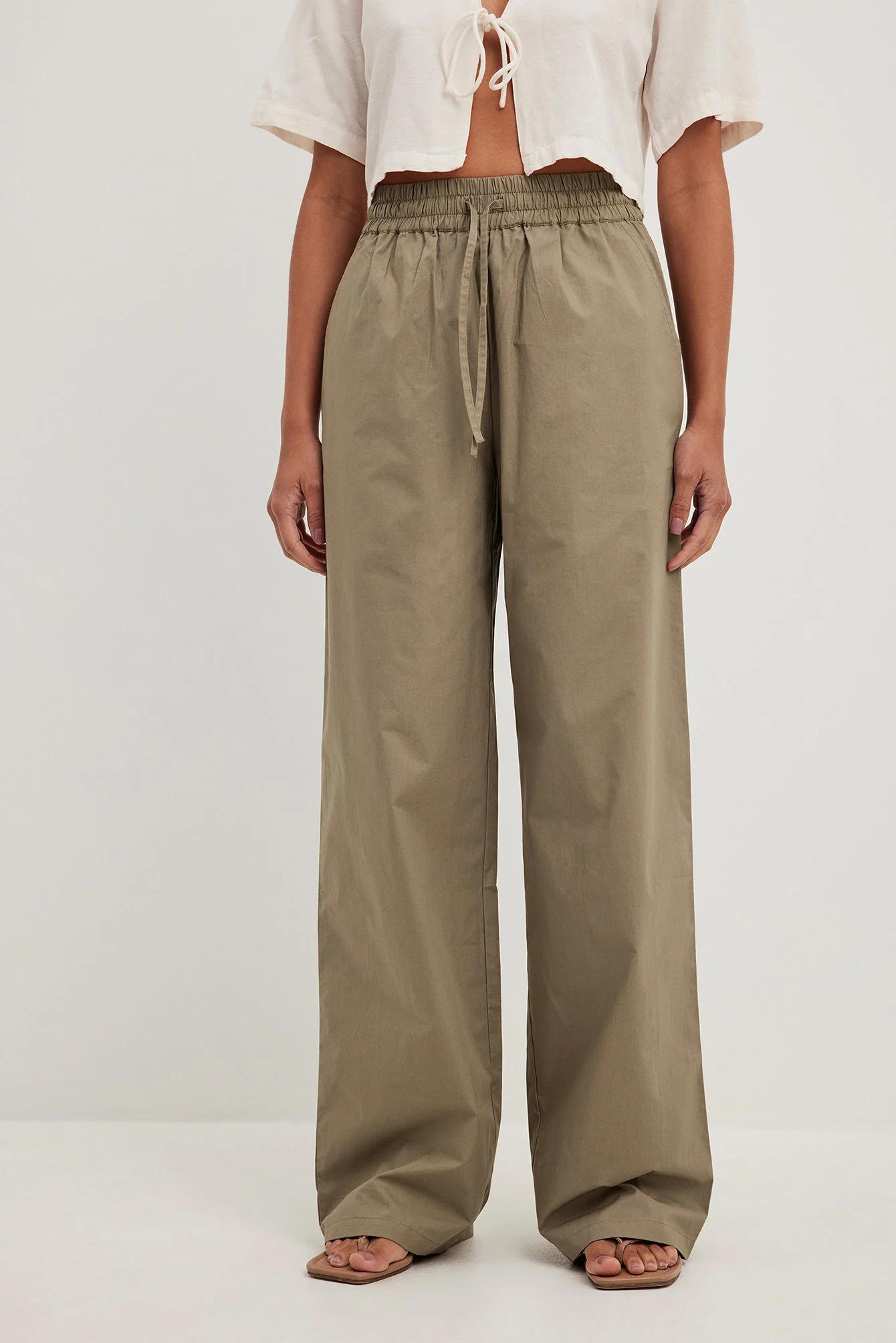 Baumwollhose mit elastischem Bund