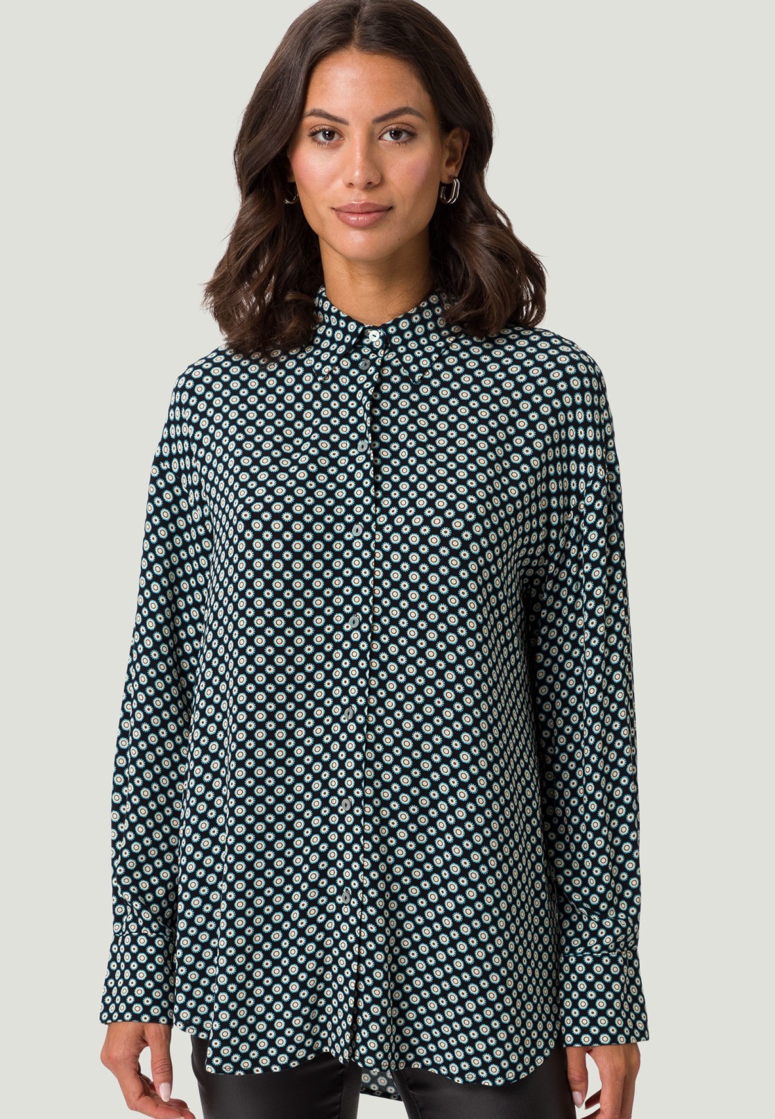 Longbluse mit Minimalprint