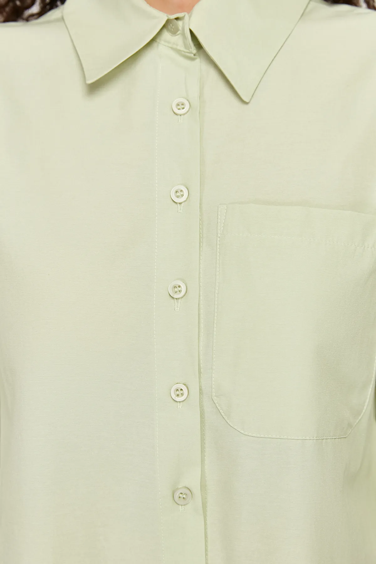 Trendyol Modest  Hellkhakifarbenes, schlicht gewebtes Hemdkleid TCTSS24EB00137