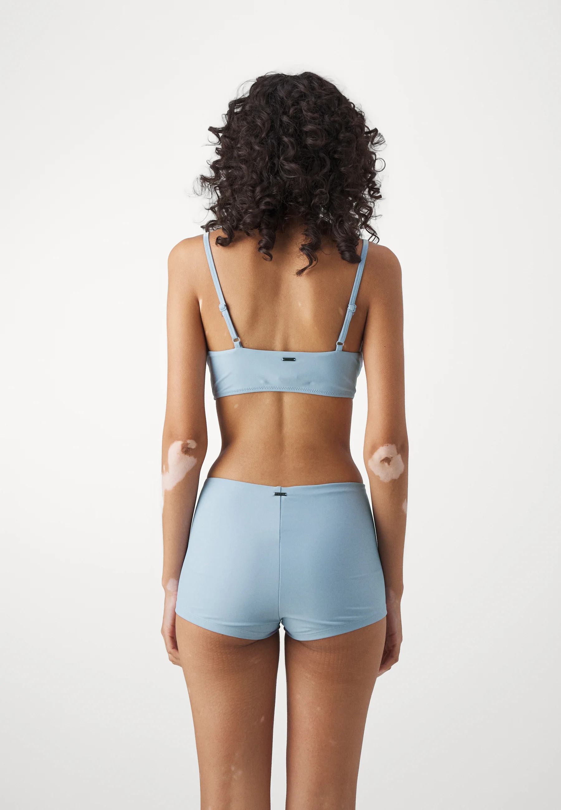 We Are We Wear TILLY CROP - Top de bikini