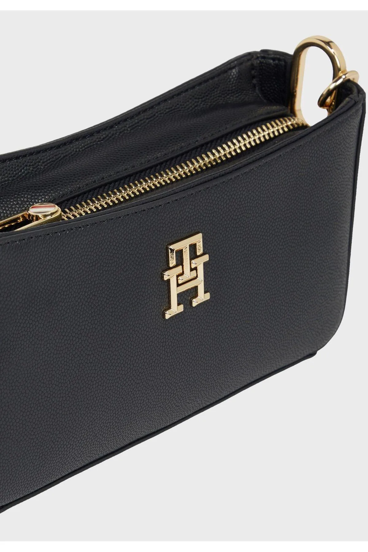 Tommy Hilfiger  Der zeitlose Ketten-Crossover