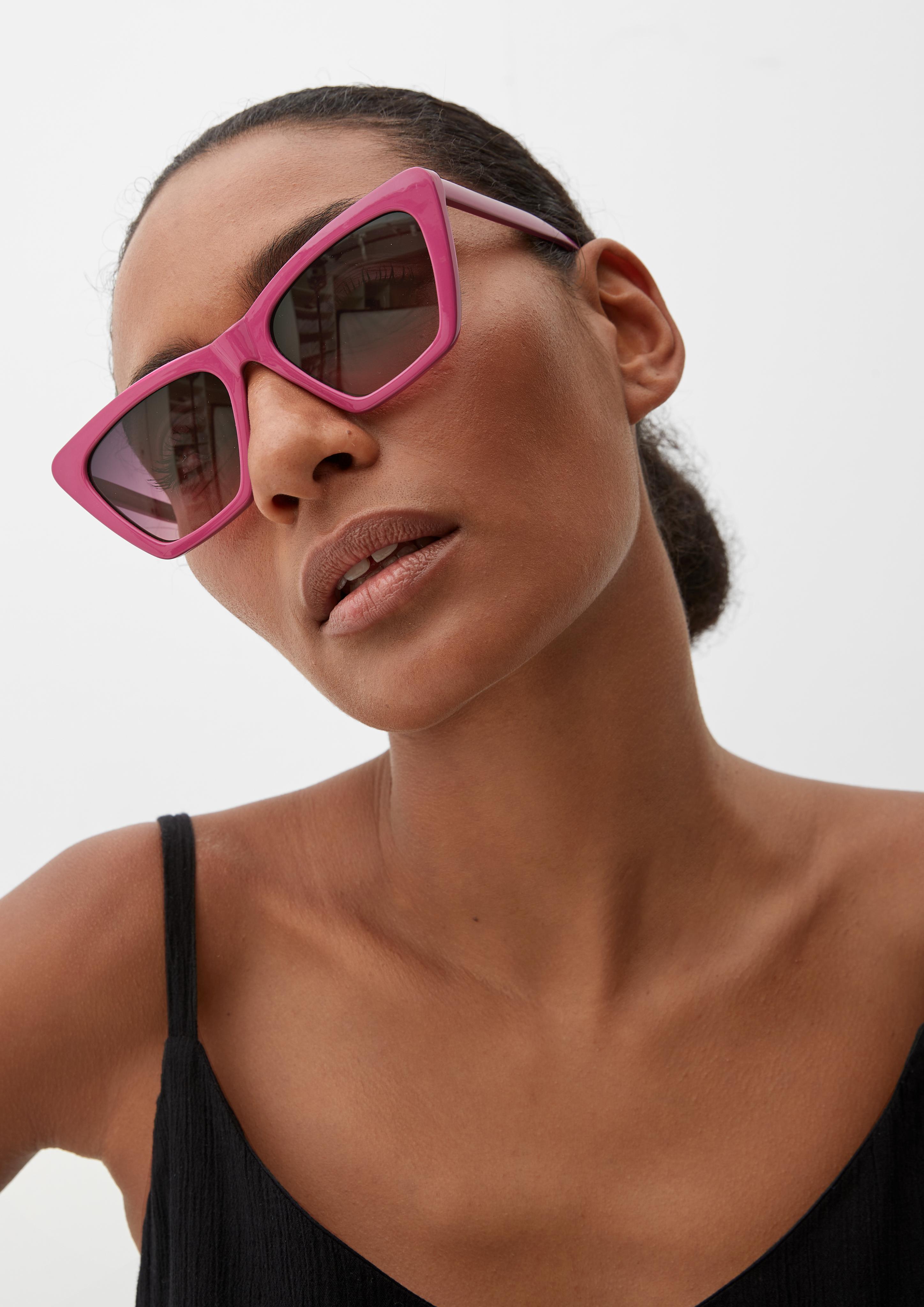 Sonnenbrille mit breiter Fassung  6008488-909