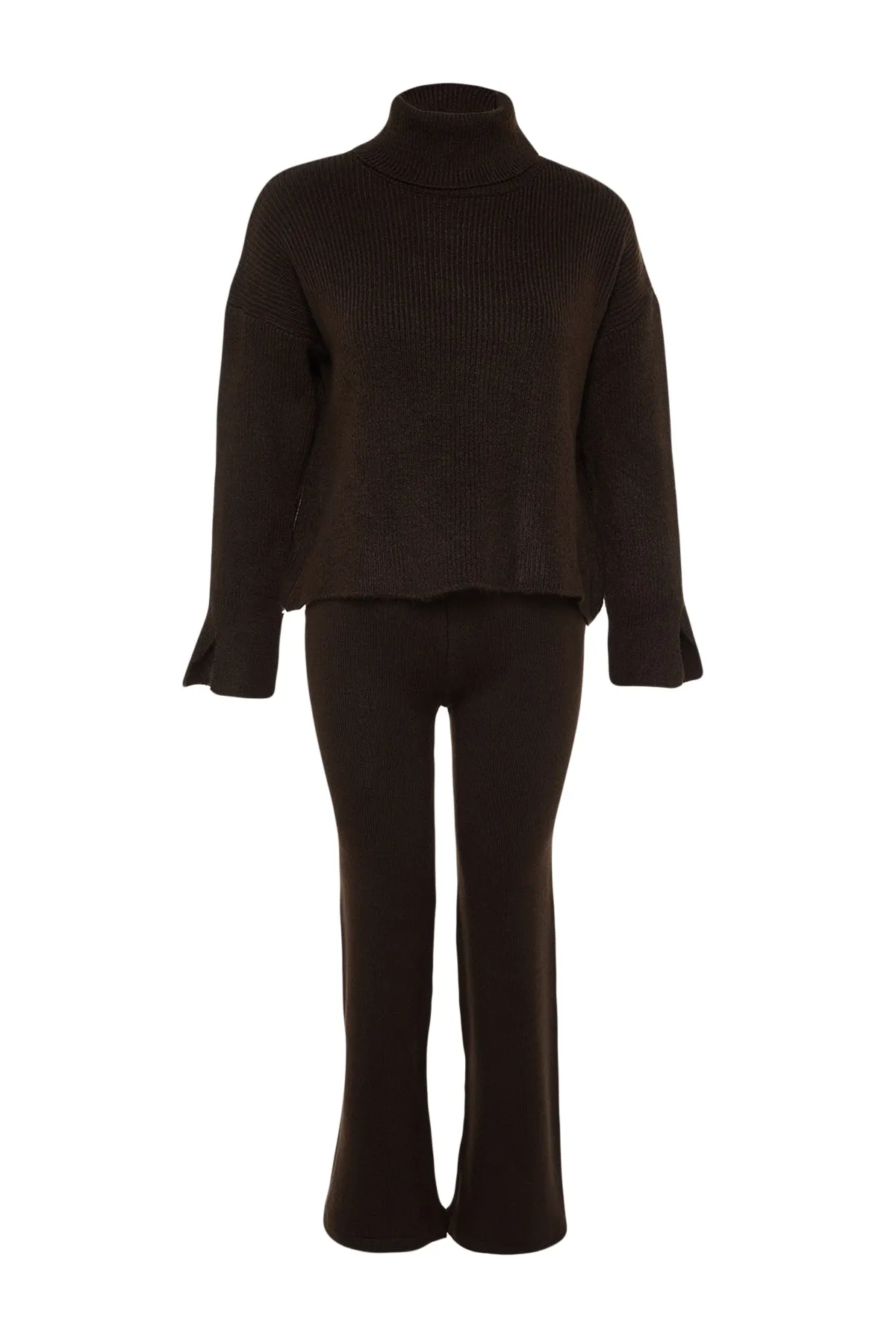 Trendyol Collection  Braunes, weich strukturiertes Basic-Strickober- und -Unterteil-Set mit Hose TWOAW22AU0312