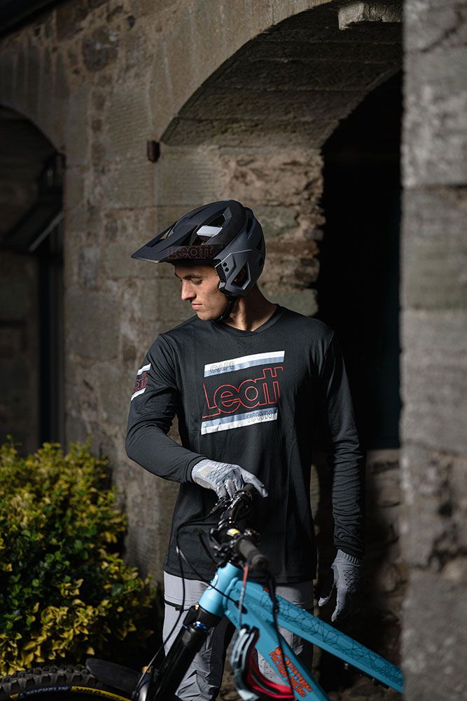 Leatt 3.0 Enduro - Fullface Helm kaufen | Bike-Discount
