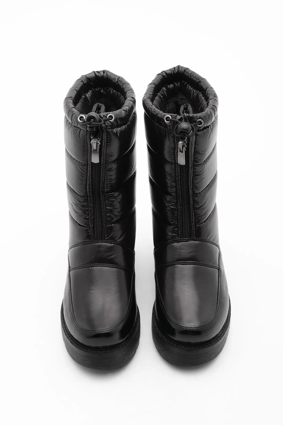 Marjin  Damen-Schneestiefel, Reißverschluss vorne, dicke, gezackte Sohle, Fell Borel, schwarzes Lackleder