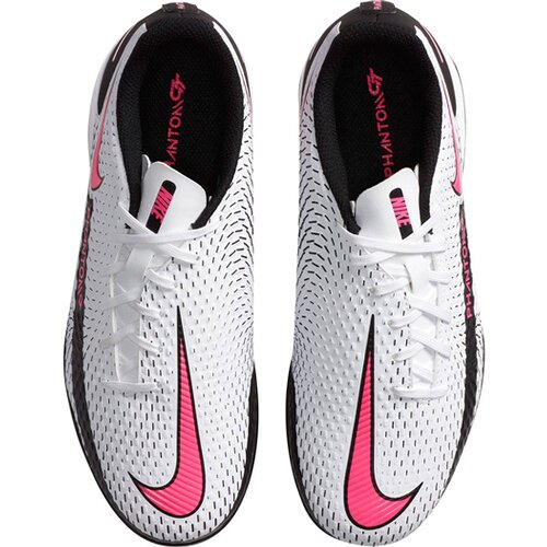 KINDER FUSSBALLSCHUHE HALLE 