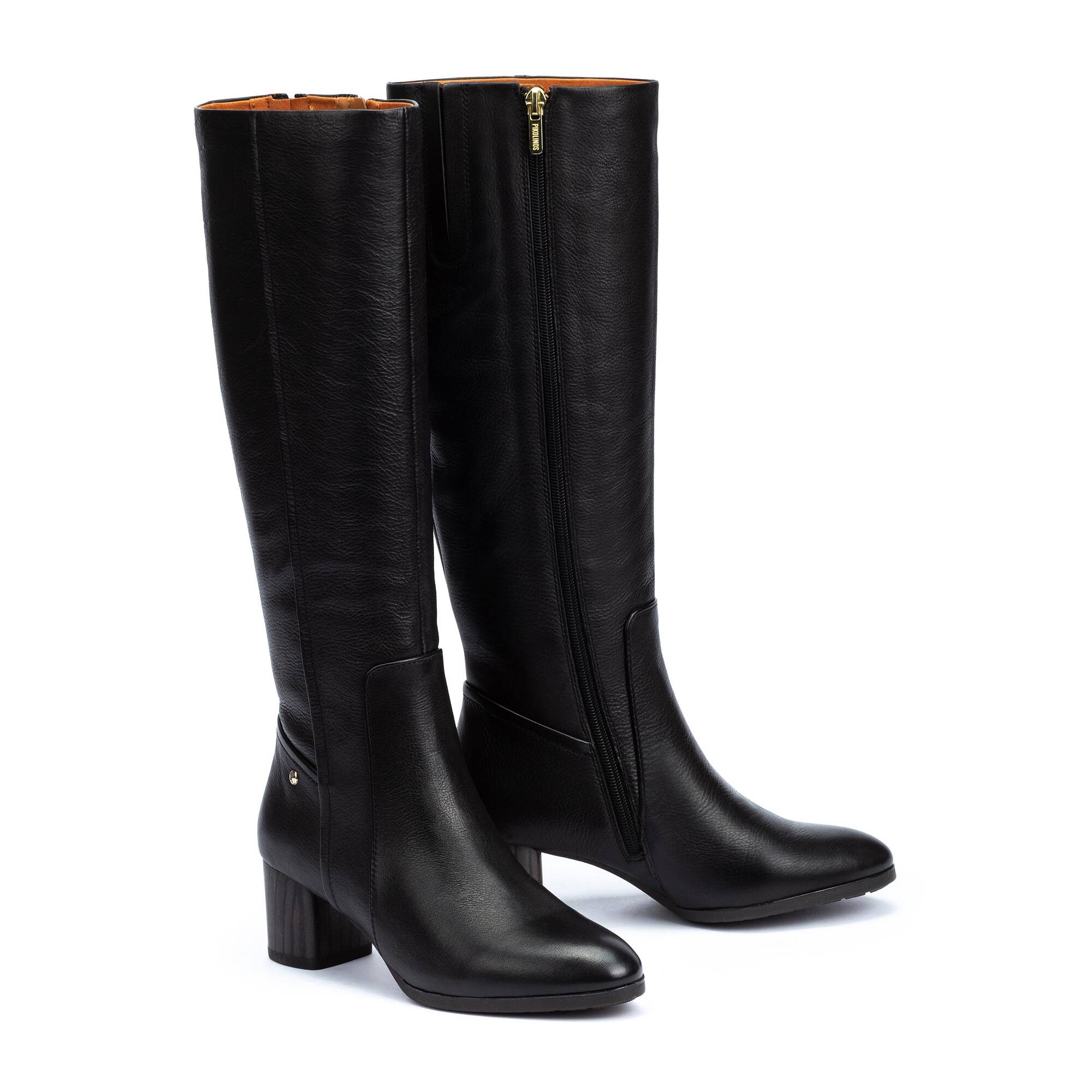 Damskie skórzane buty Pikolinos Calafat - CZARNE