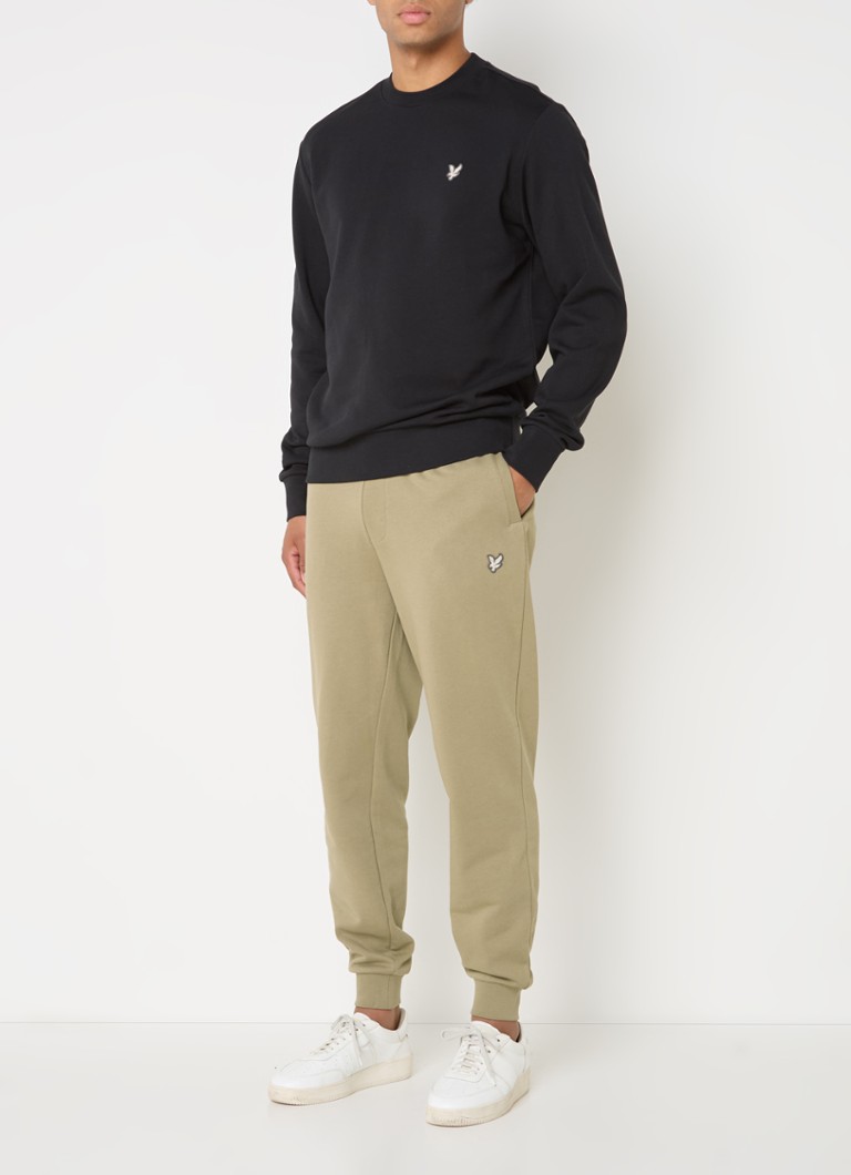 Lyle & Scott zúžené tepláky z organickej bavlny s logom a bočnými vreckami