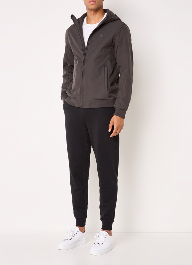 Jaqueta softshell Lyle & Scott Tonal com capuz e bolsos com zíper.