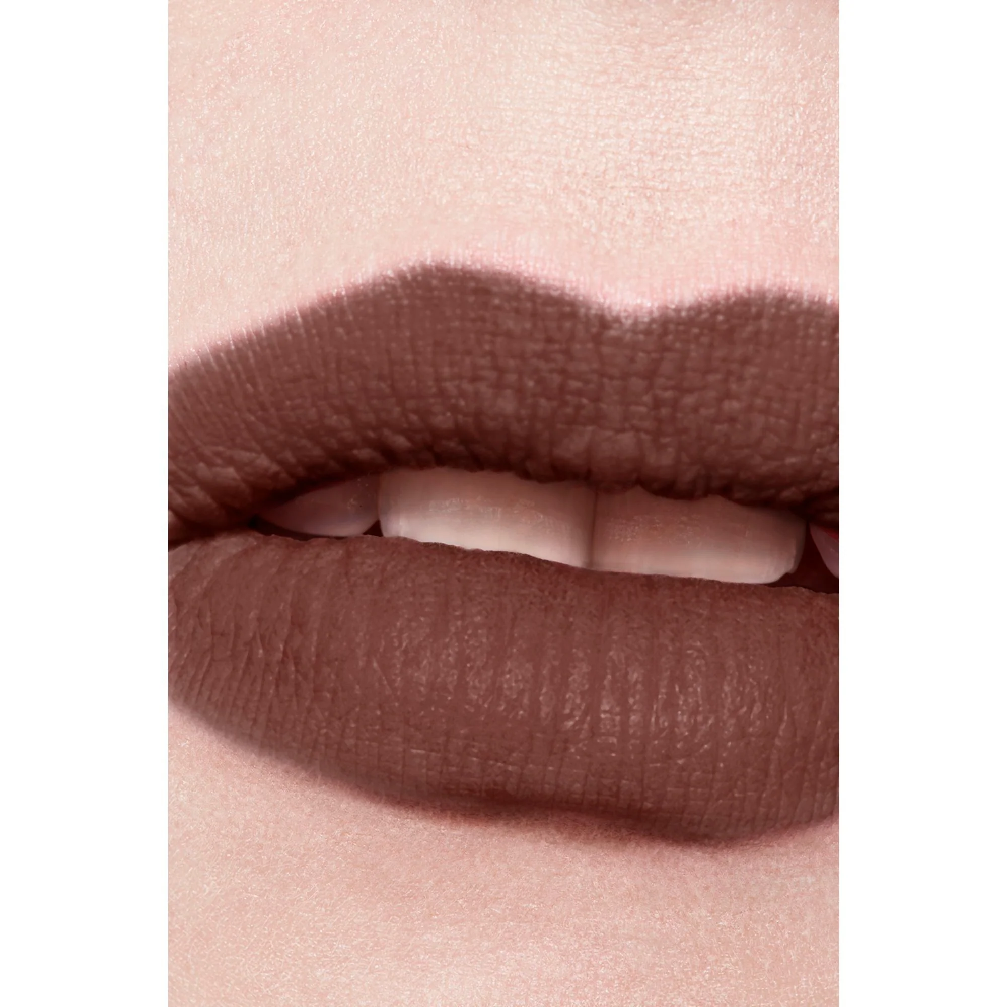 ROUGE ALLURE LIQUID VELVET - EL LABIAL MATTE FLUIDO DE ULTRA LARGA DURACIÓN E INTENSO