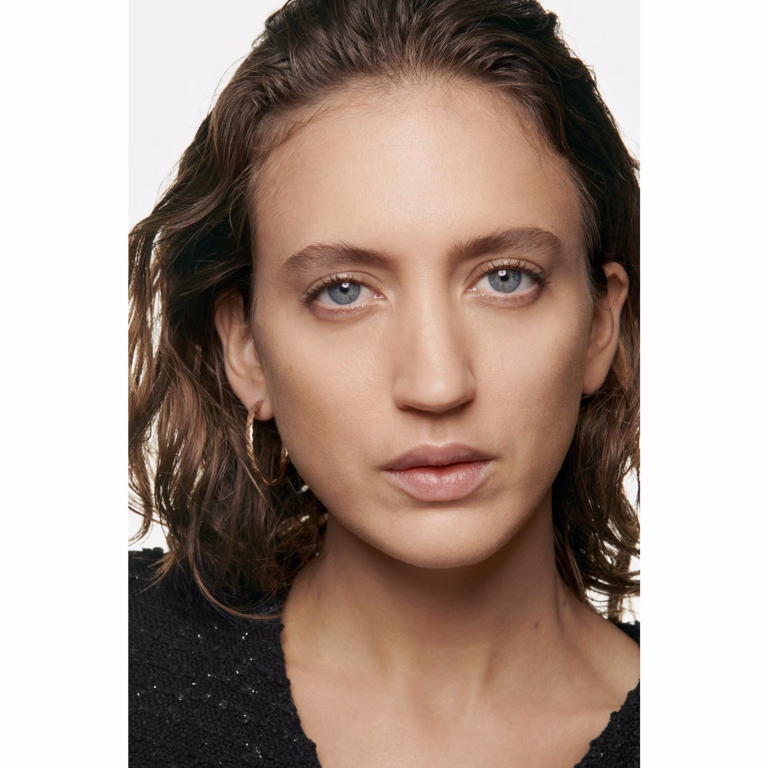CHANEL TEINT HEALTHY GLOW PRIRODZENÁ HYDRATÁCIA A DLHOTRVAJÚCA VÝDRŽ