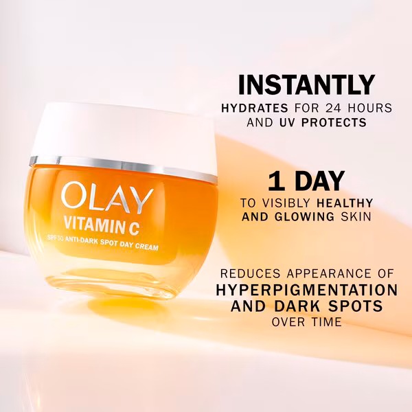 Olay Vitamin C Hydra Glow SPF30 Moisturizing Day Cream 50ml, all skin types