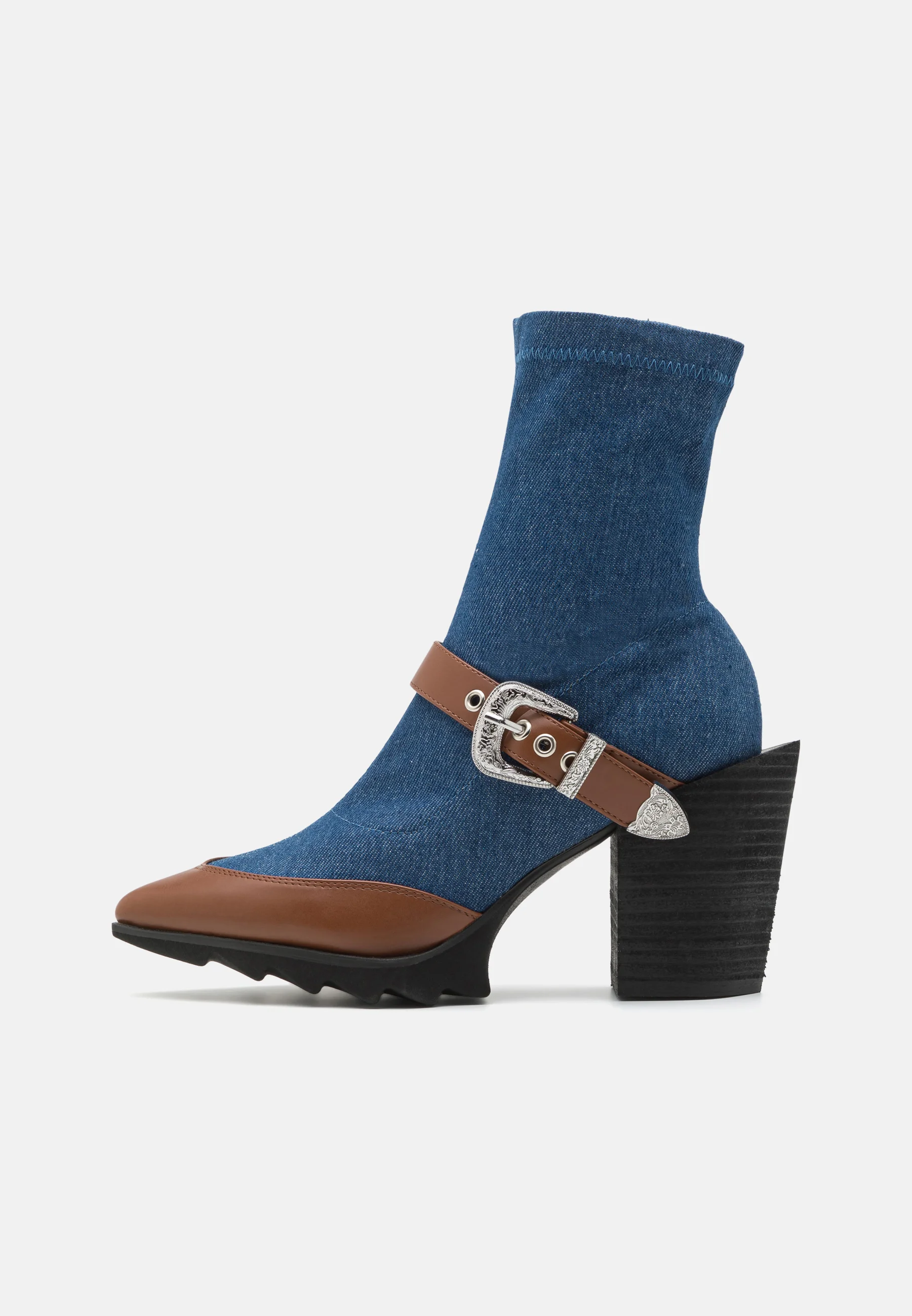 LAMODA BAD BOOKS - Botines de tacón