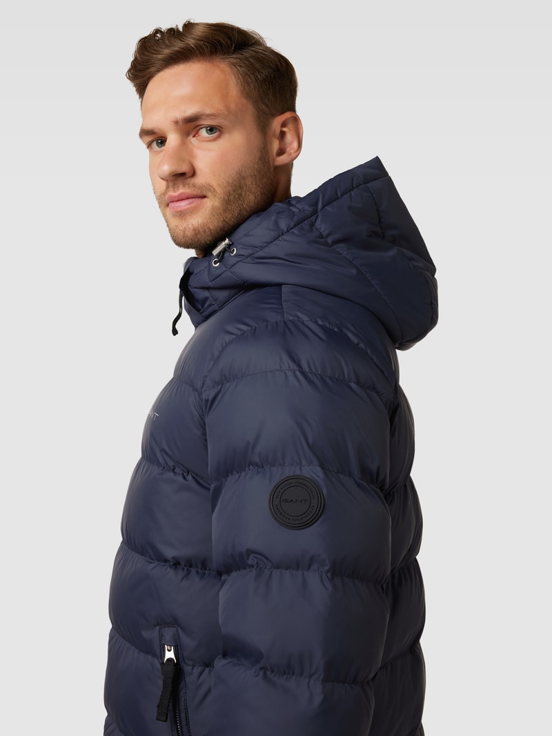 Steppjacke mit abnehmbarer Kapuze Modell 'ACTIVE CLOUD' in marineblau