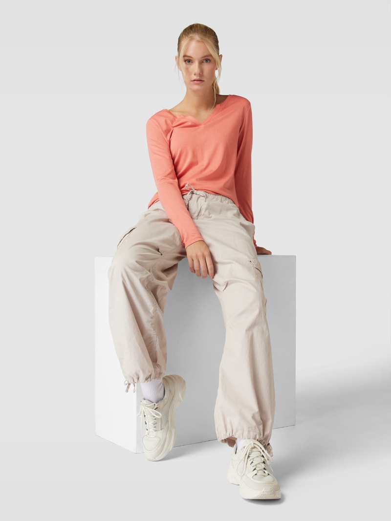 Longsleeve in unifarbenem Design mit Tunikakragen in koralle