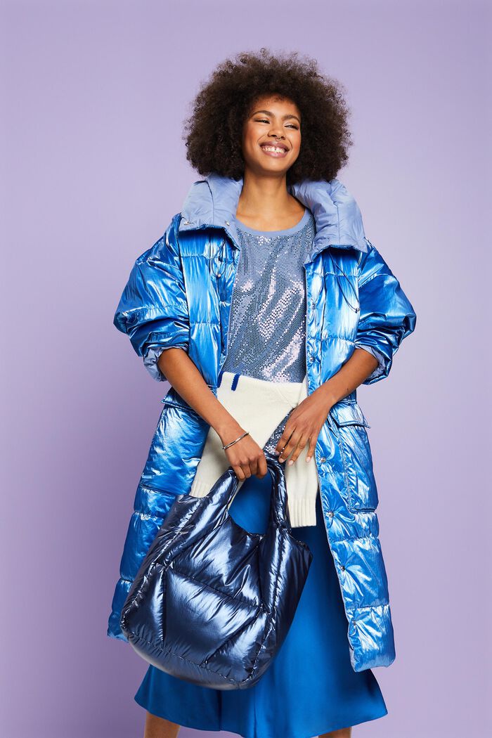 Oversize-T-Shirt mit Paillettenapplikation