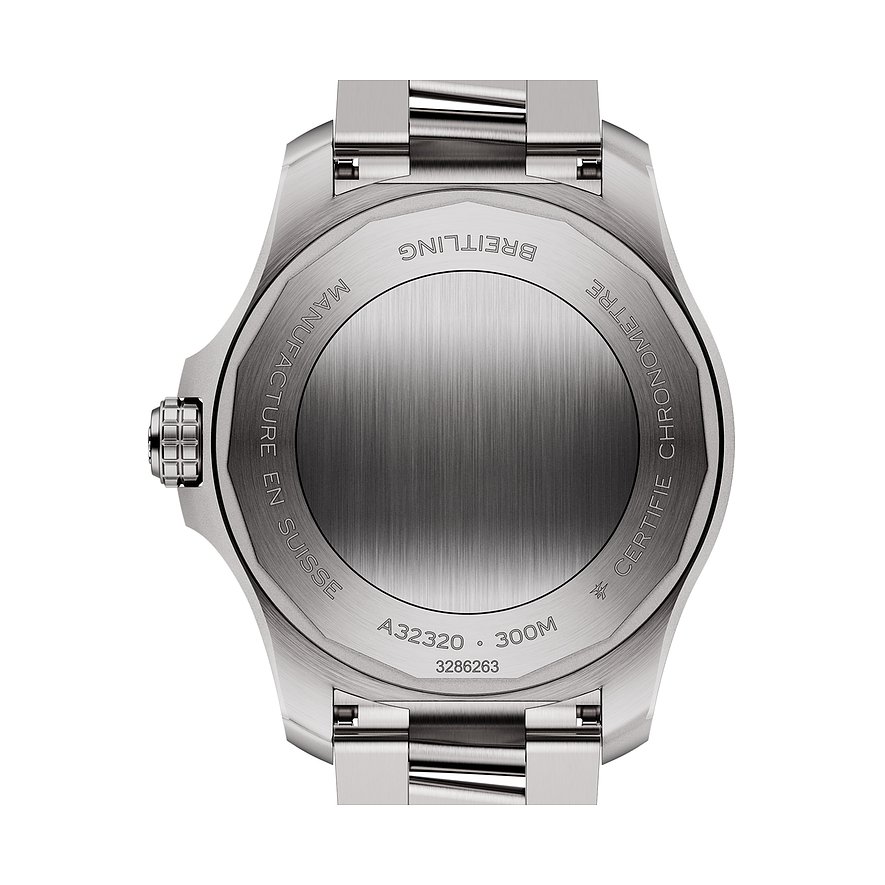 Breitling Herrenuhr Avenger Automatic GMT 44
