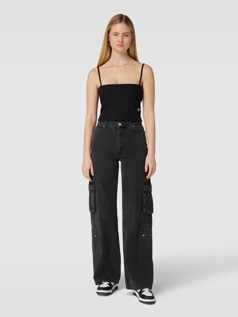 Crop Top im Ripp-Look in black