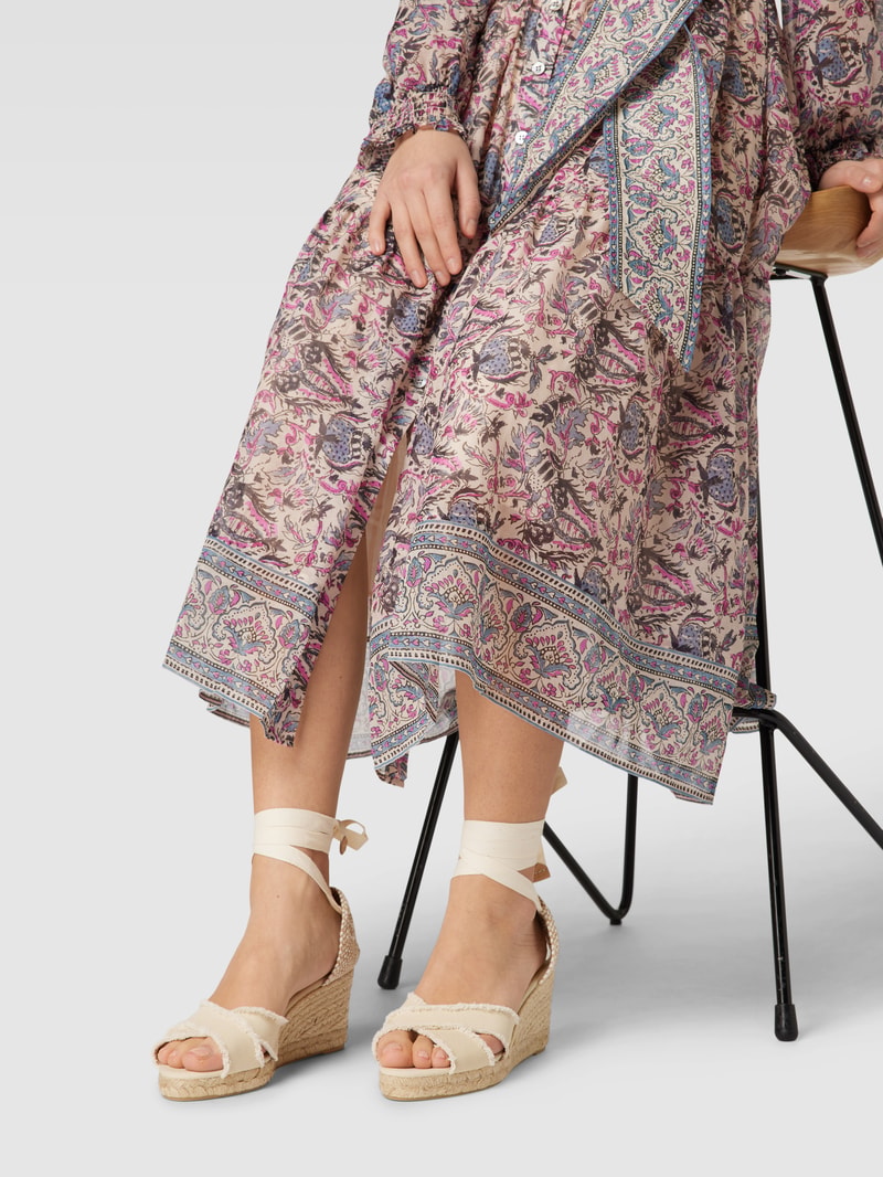 Wedges mit ausgefranstem Saum Modell 'BLUMA' in offwhite