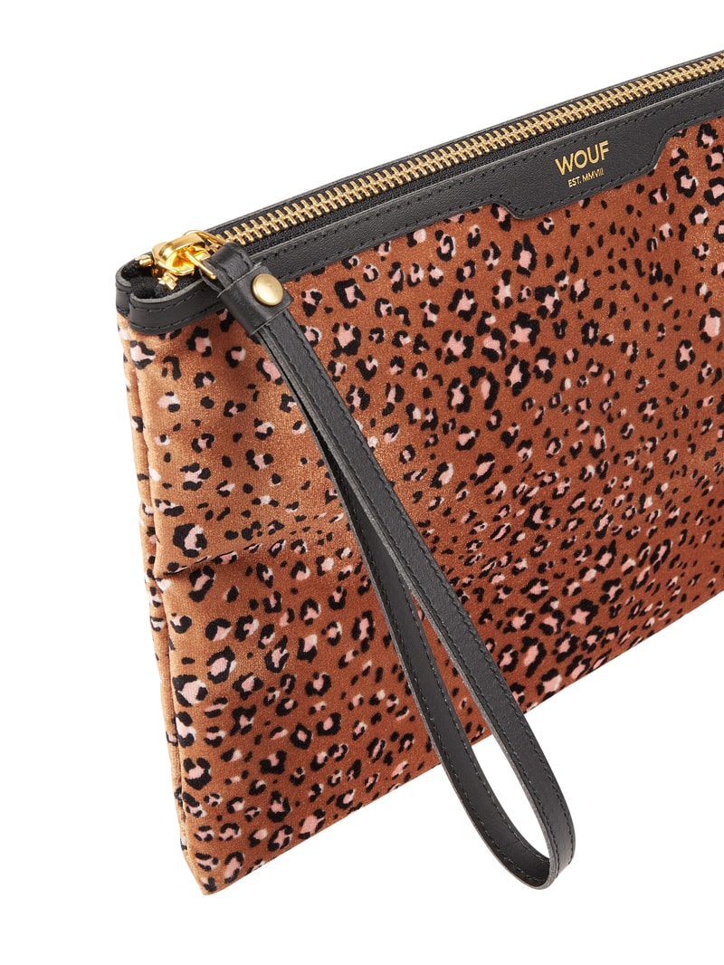 Pochette aus Samt Modell 'Bruna' in cognac