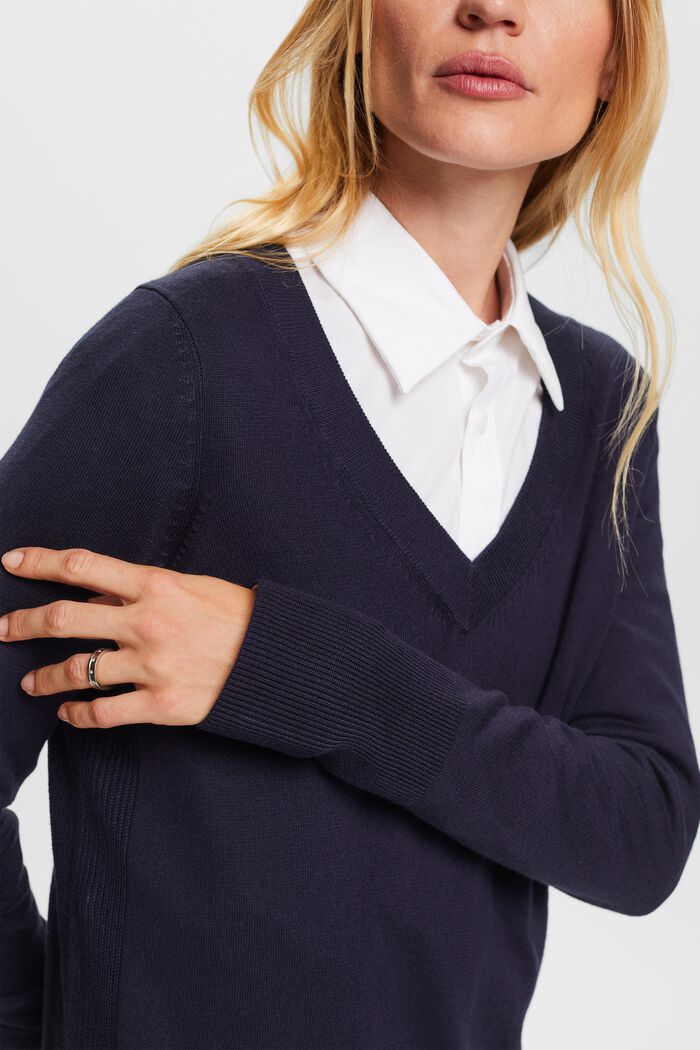 Pullover mit V-Ausschnitt