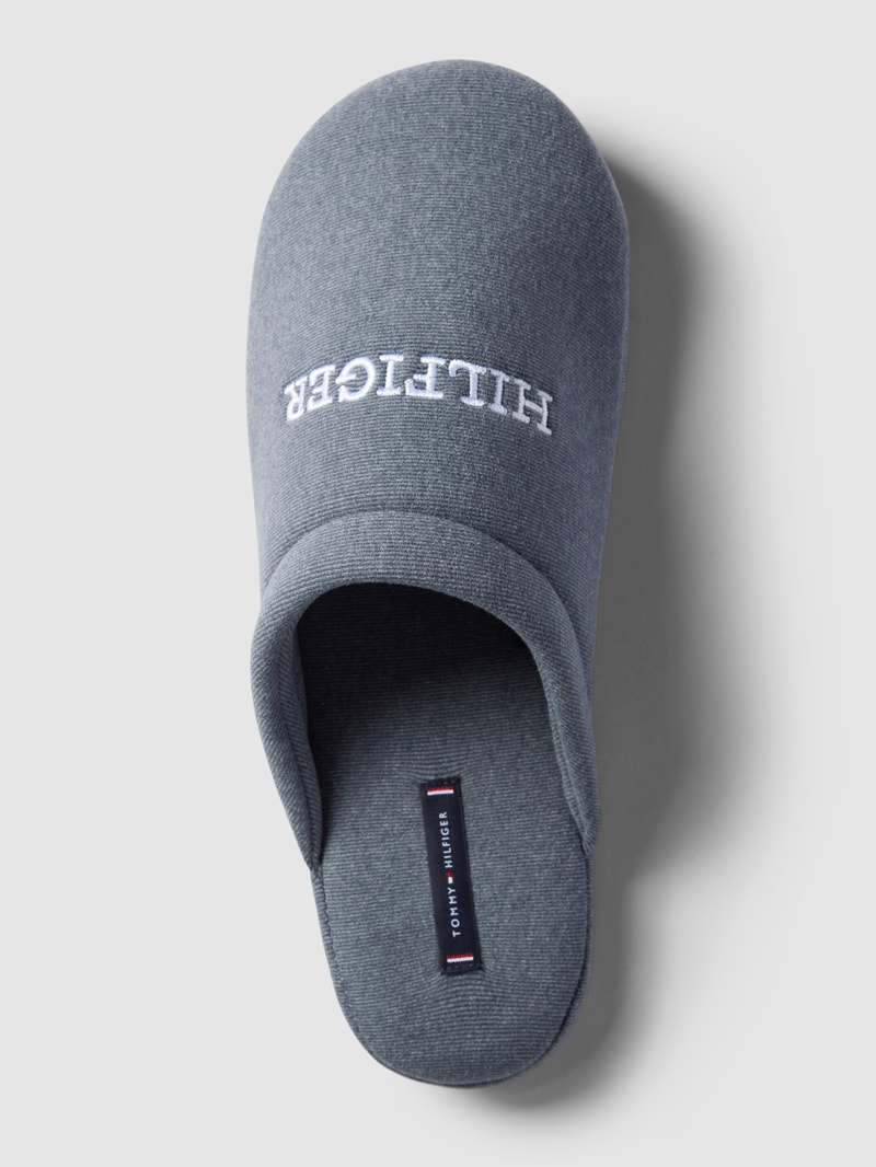 Hausschuhe mit Label-Stitching in schwarz