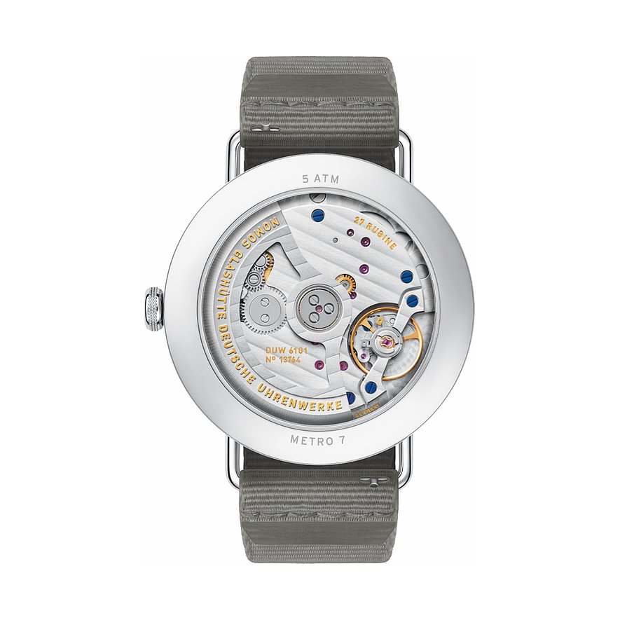 Nomos Glashütte Herrenuhr Metro neomatik 41 Update