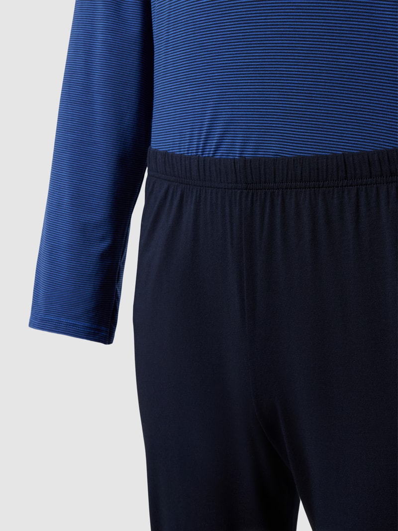 Pyjama mit Streifenmuster in royalblau